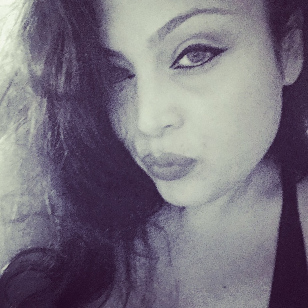 Meet your Posher, Sofia